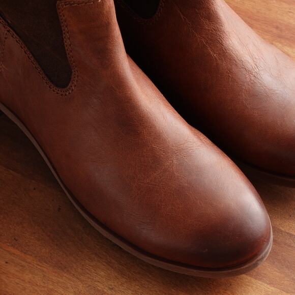 OluKai Boots WMS SZ 7 Brown Kaupili Short Leather Zip Ankle Southwest Casual NWT - Picture 4 of 16